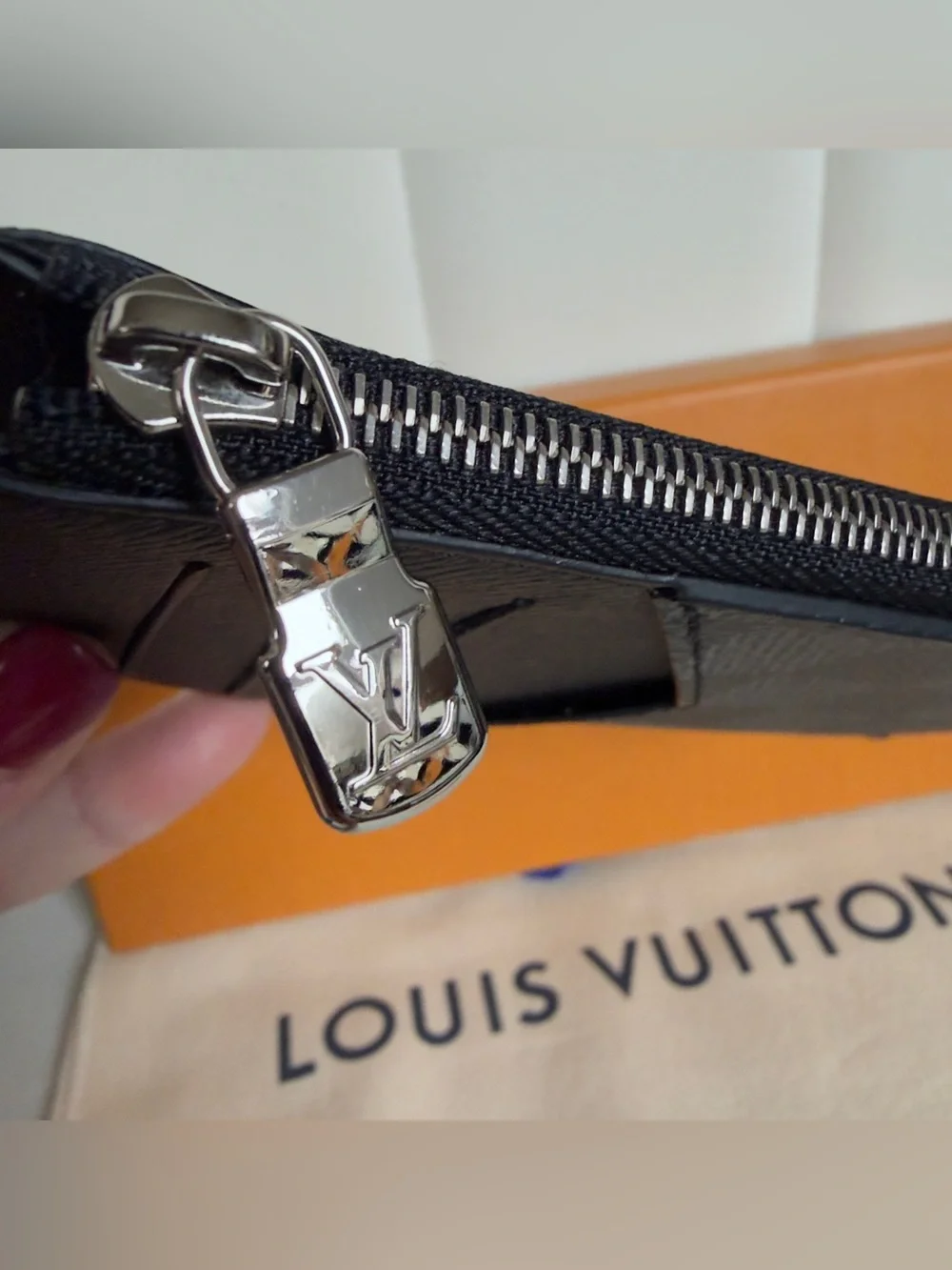 Louis Vuitton Damier Graphite Coin Card Holder Zipper Card Wallet Box & Dust Bag